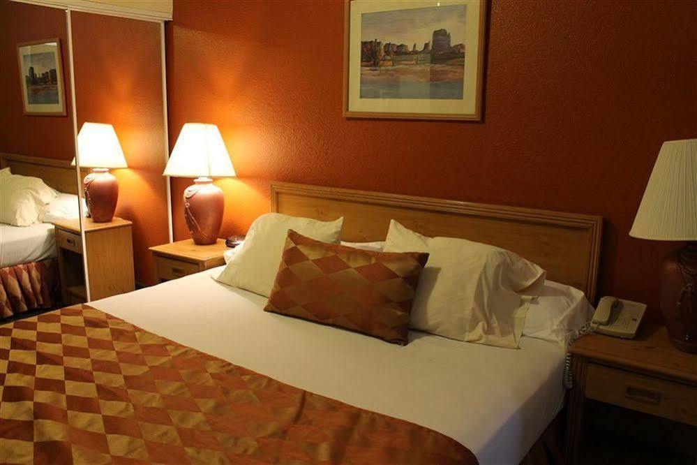 Island Suites เลคฮาวาซูซิตี้ ภายนอก รูปภาพ